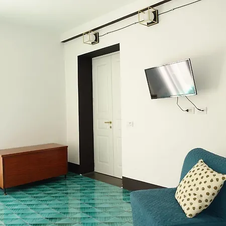 Ninina Boutique Suites-2