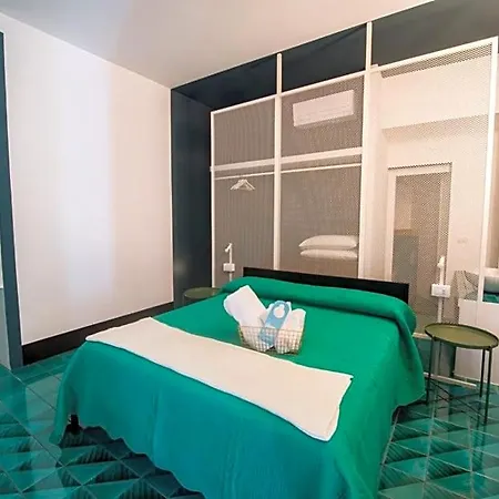 Ninina Boutique Suites-3
